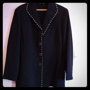 Escada Blazer 100% new wool